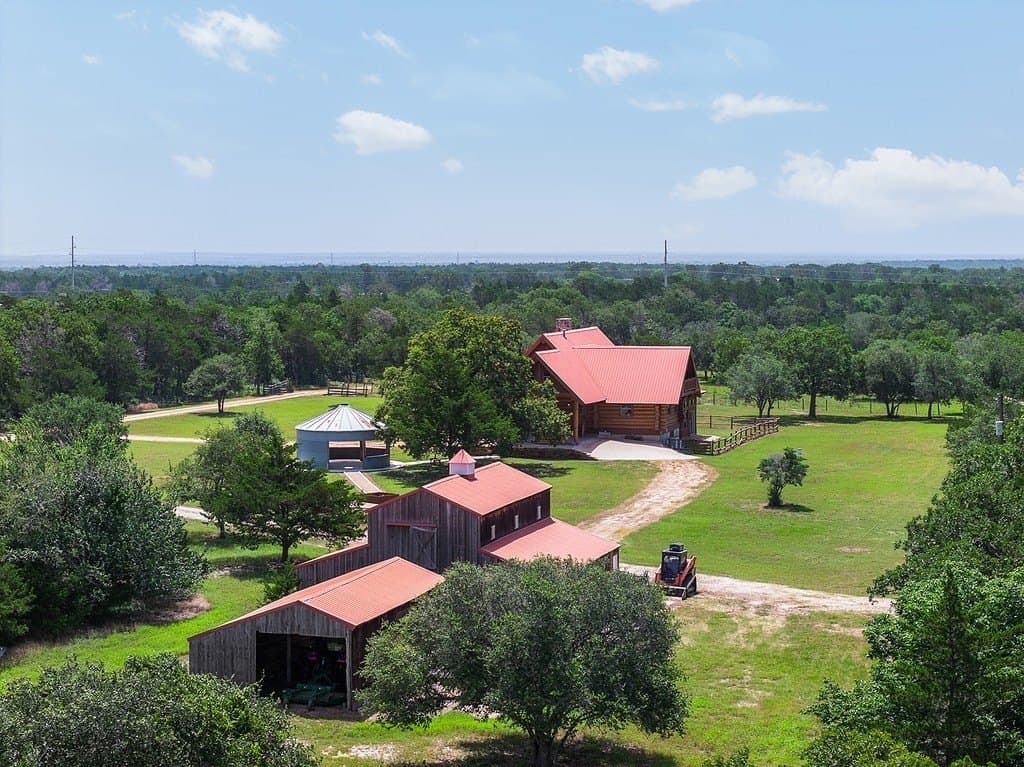 35.31 acres in Fayette County gallery image 4