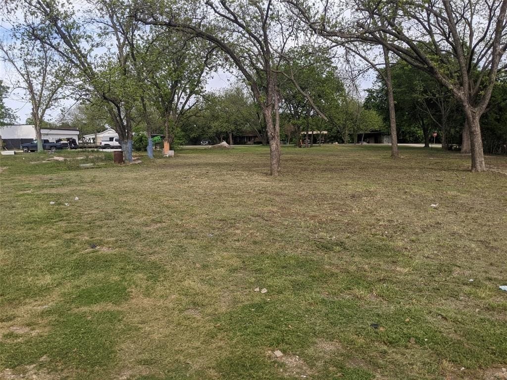 0.26 acres in Hill County gallery image 2