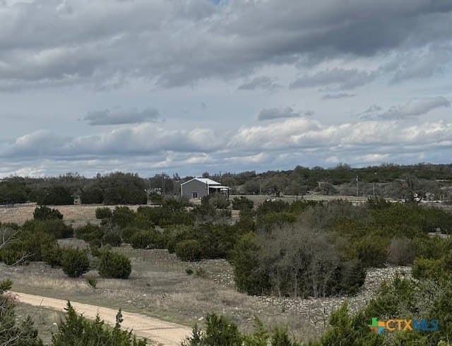 24.75 acres in Gillespie County