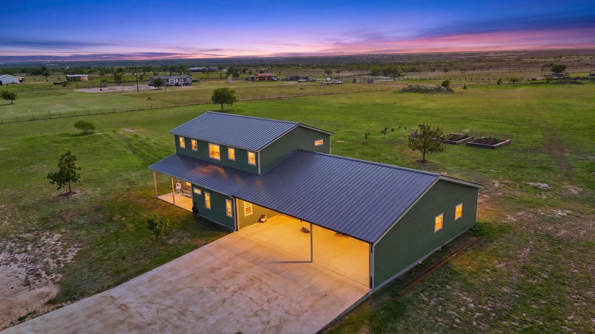 10 acres in Burnet County