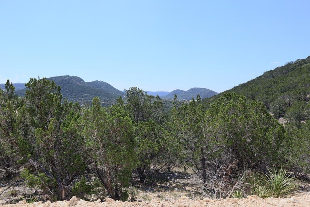 16.76 acres in Bandera County - photo 8