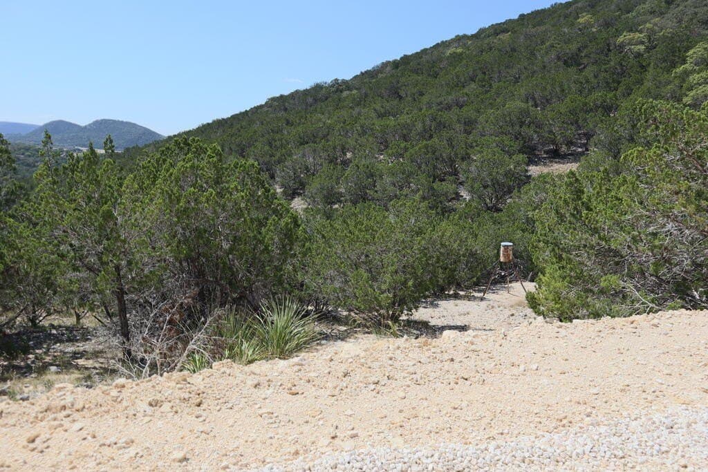 16.76 acres in Bandera County - photo 3