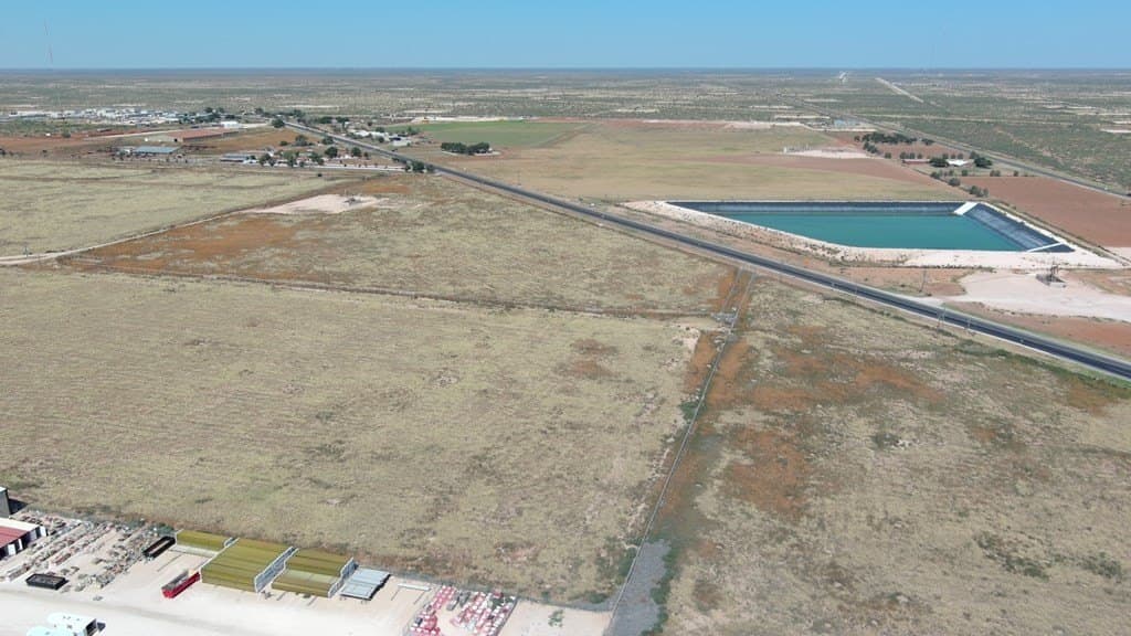 10.3 acres in Midland County gallery image 4