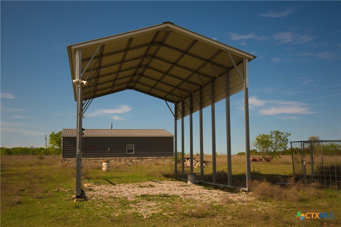 20.02 acres in Lampasas County - photo 6