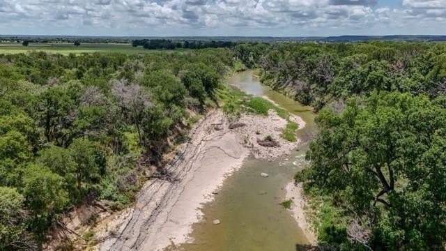 30 acres in Bosque County