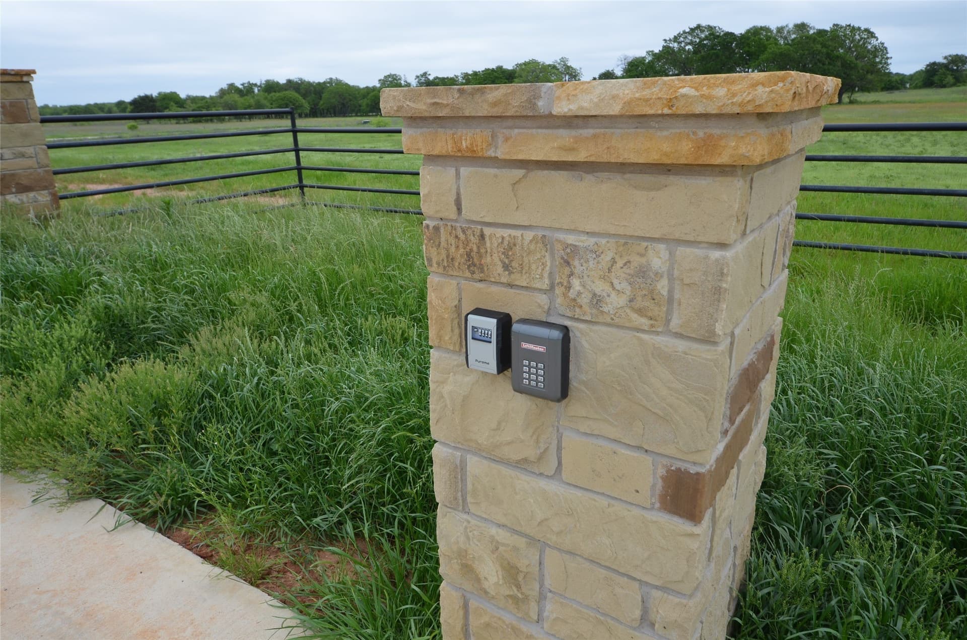2.15 acres in Parker County - photo 13