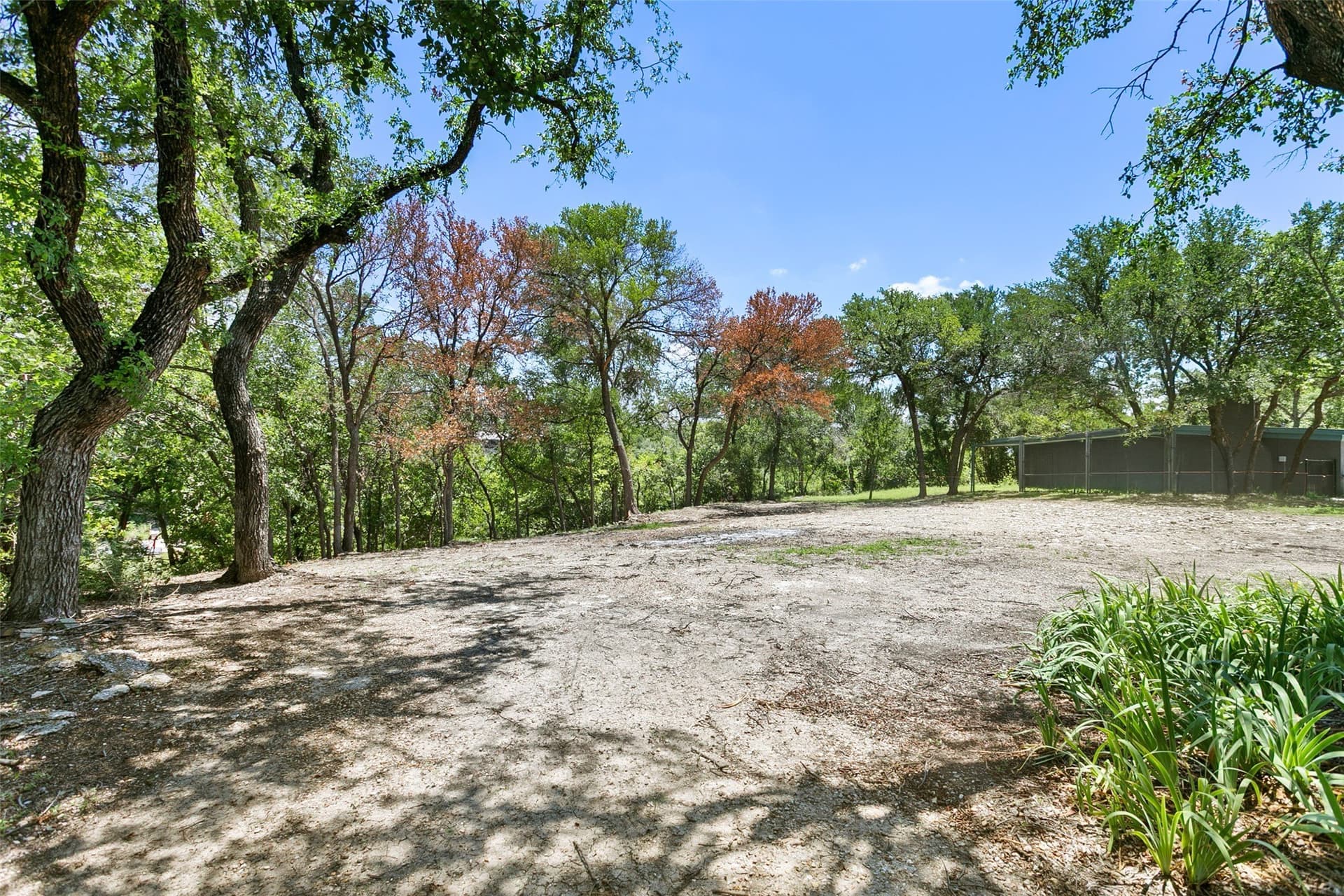 0.39 acres in Tarrant County gallery image 3