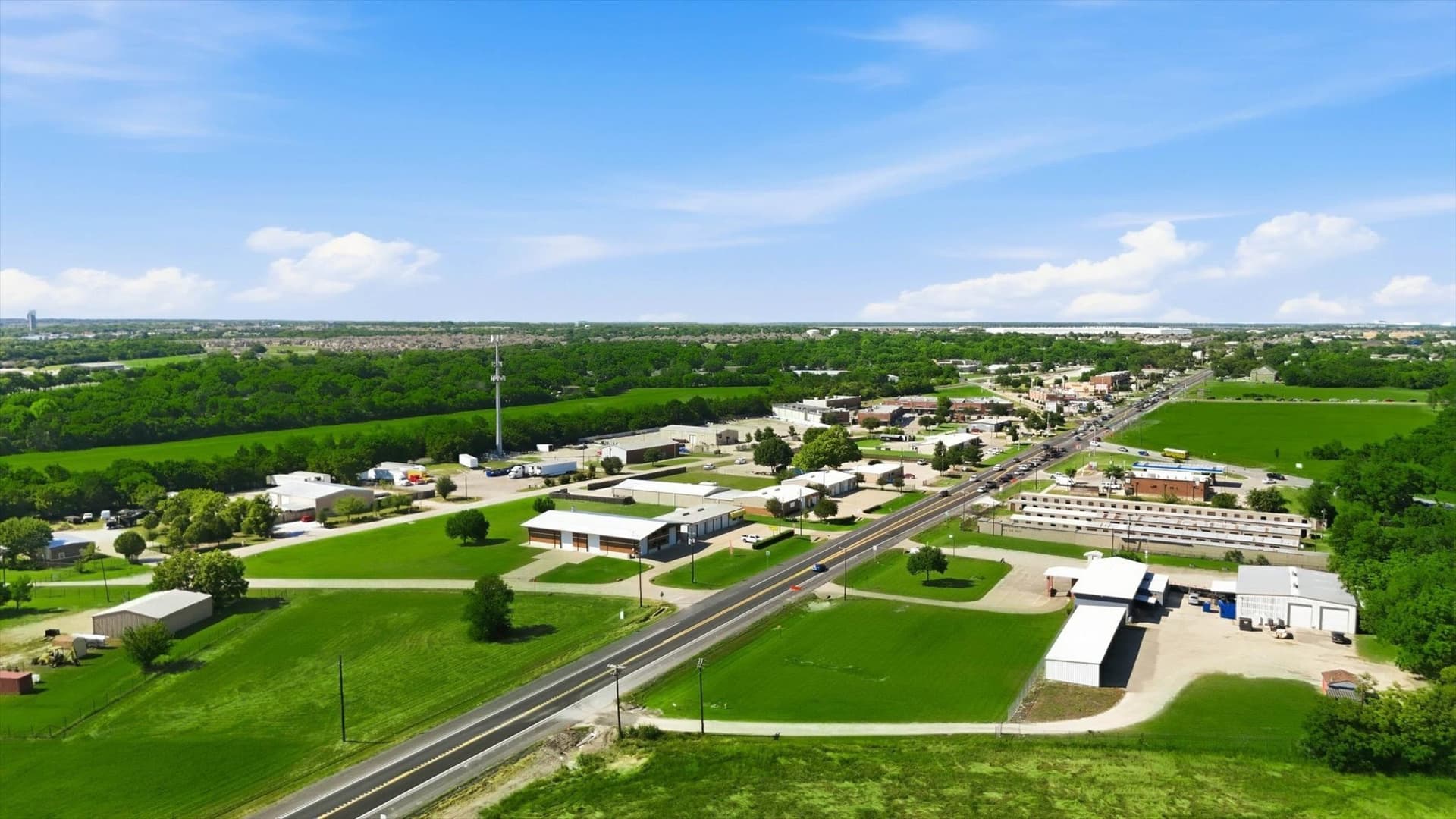 1.01 acres in Ellis County - photo 16