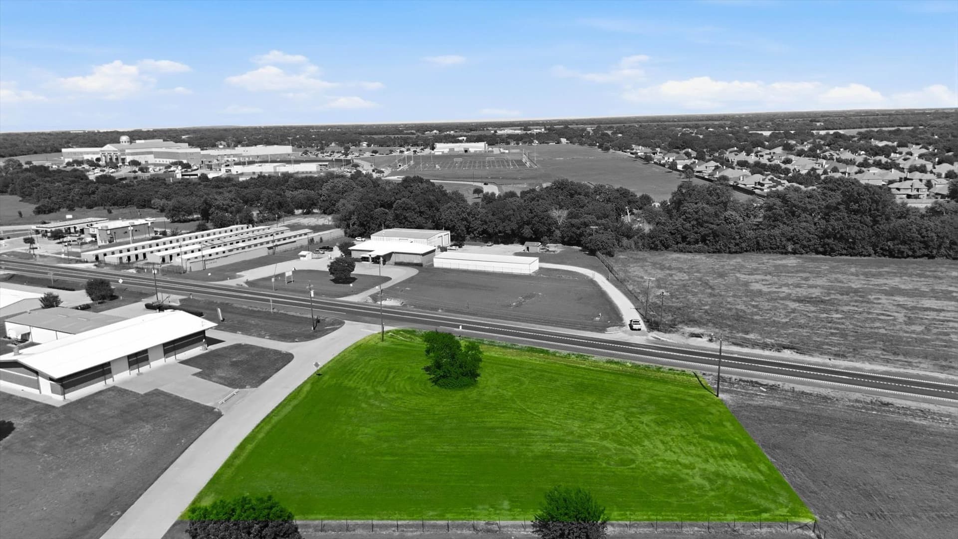 1.01 acres in Ellis County - photo 4