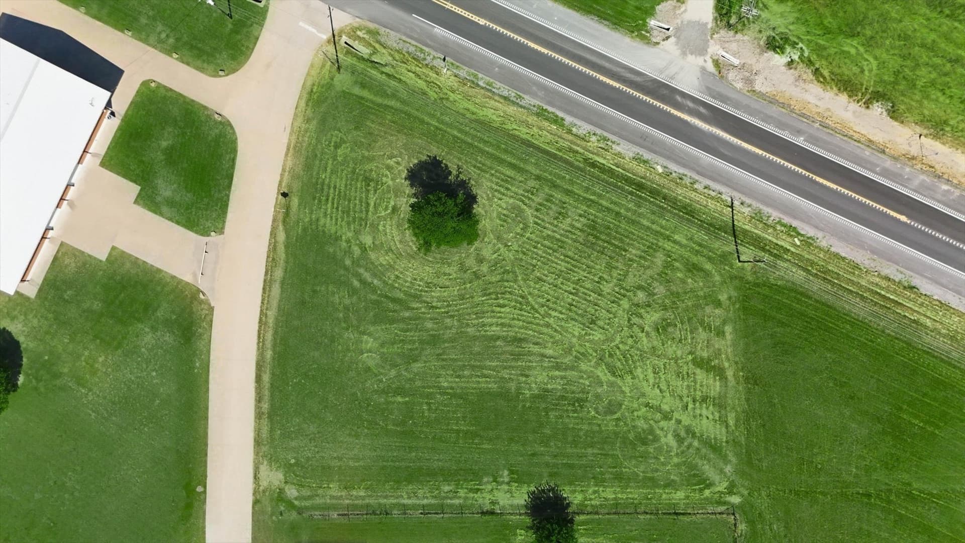 1.01 acres in Ellis County - photo 19