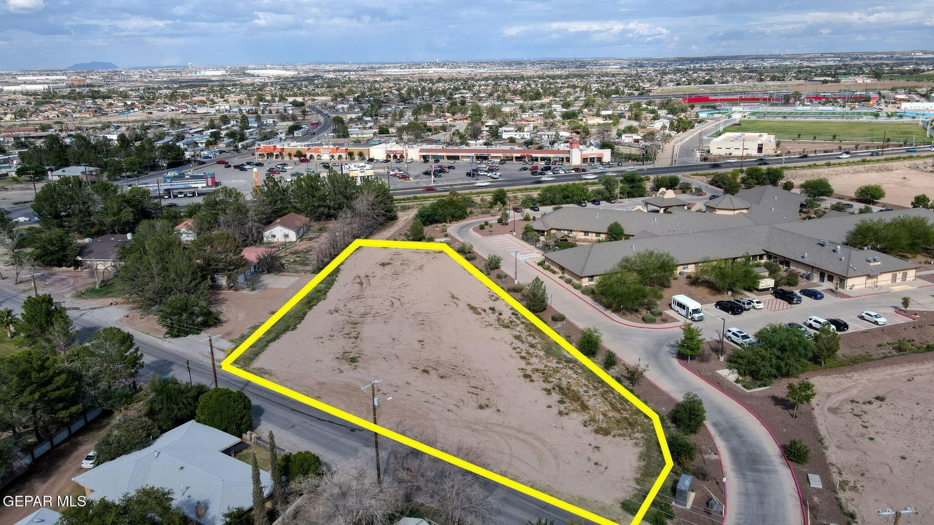 1.06 acres in El Paso County gallery image 2