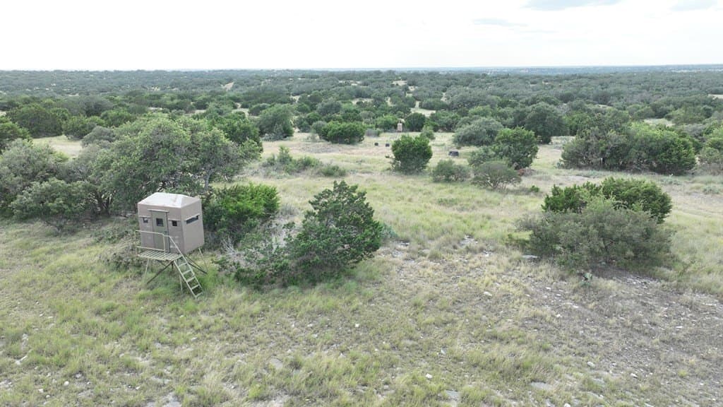 100.7 acres in Edwards County gallery image 3