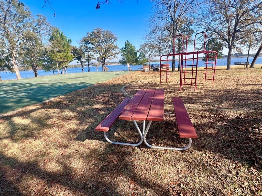 0.53 acres in Henderson County - photo 6