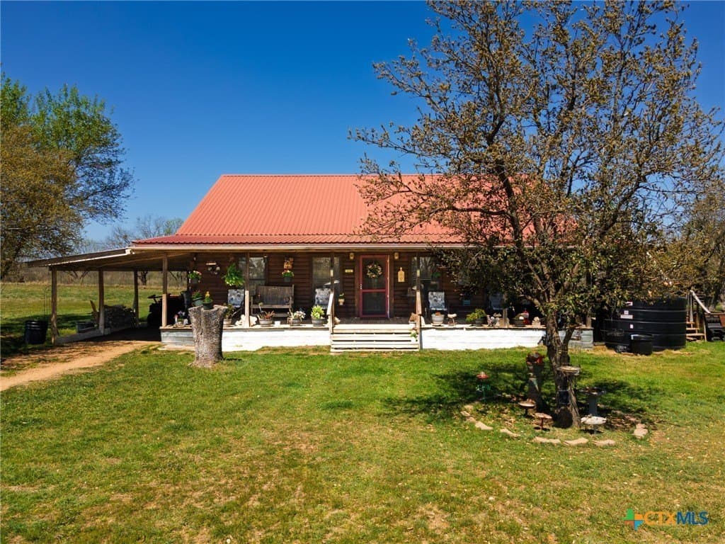 15 acres in San Saba County