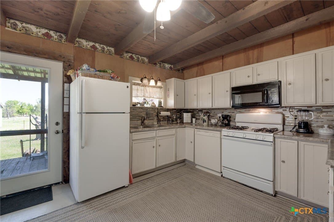 15 acres in San Saba County - photo 16