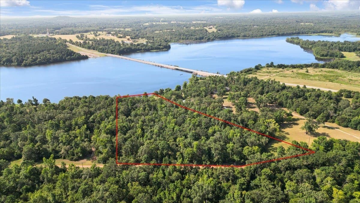 10.98 acres in Upshur County gallery image 2