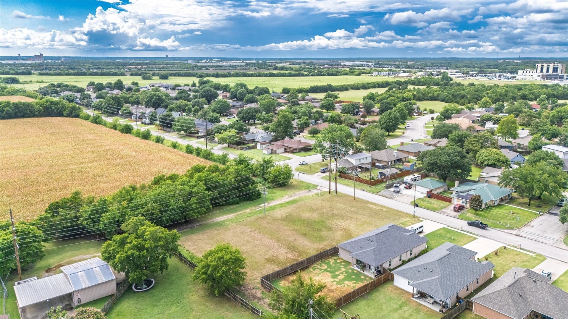 0.39 acres in Hunt County - photo 10