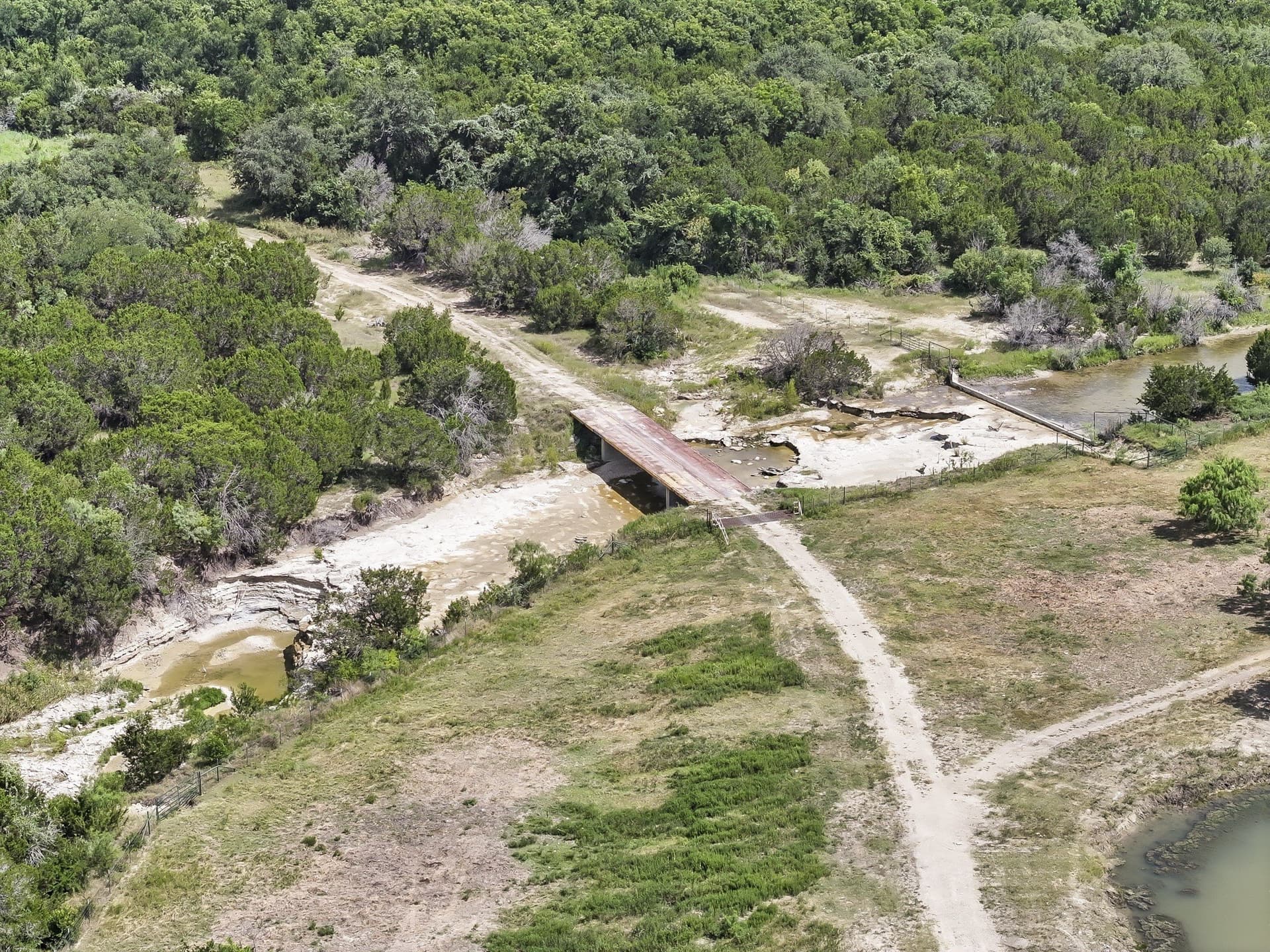 401.64 acres in Bosque County - photo 5