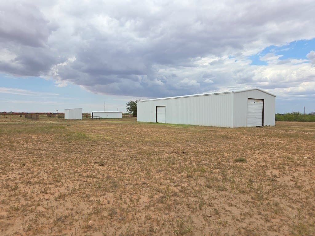 10.83 acres in Midland County gallery image 2