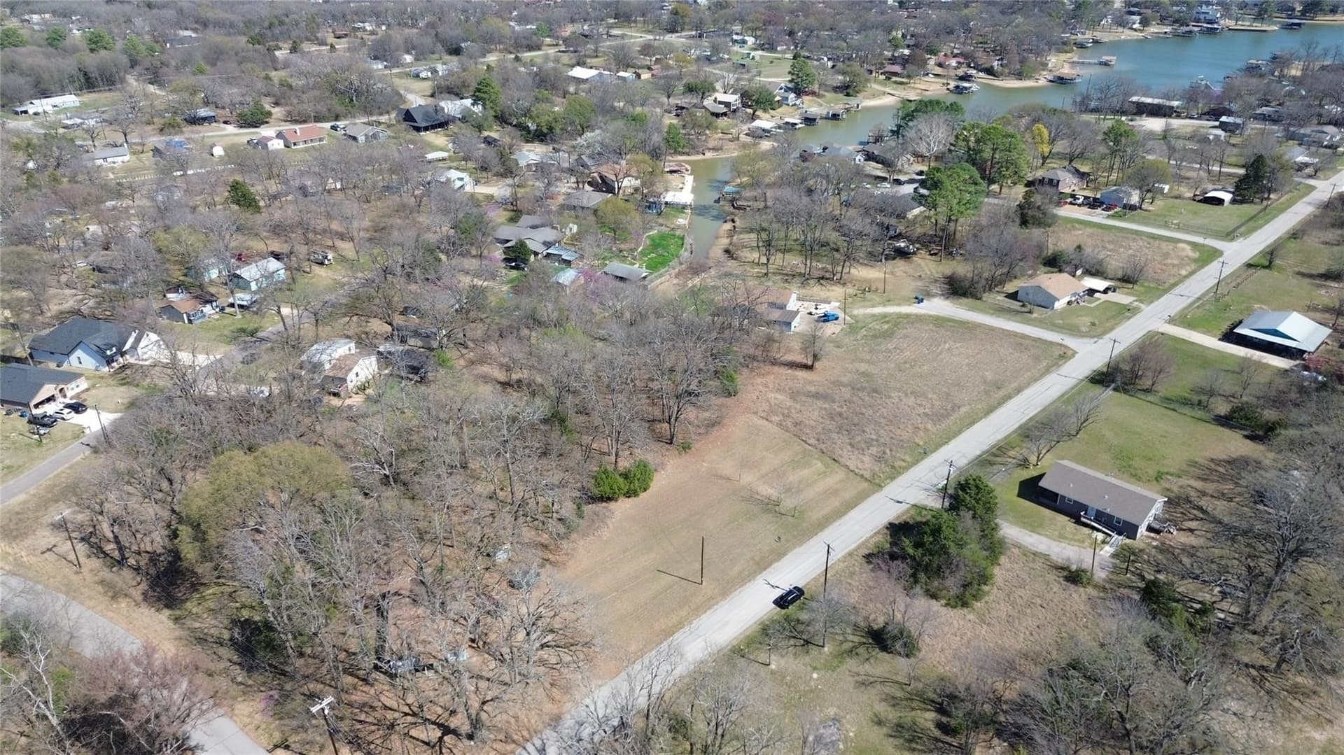 1.08 acres in Henderson County - photo 4