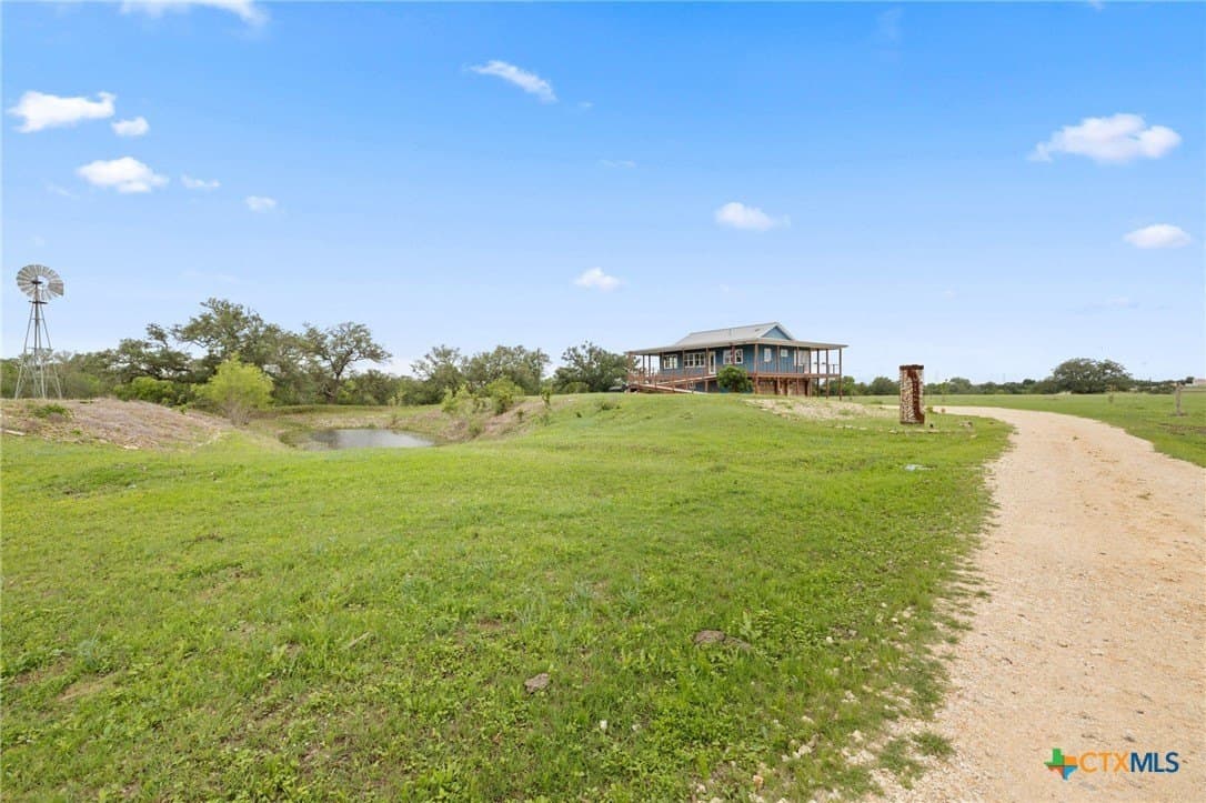 16.43 acres in Guadalupe County - photo 35