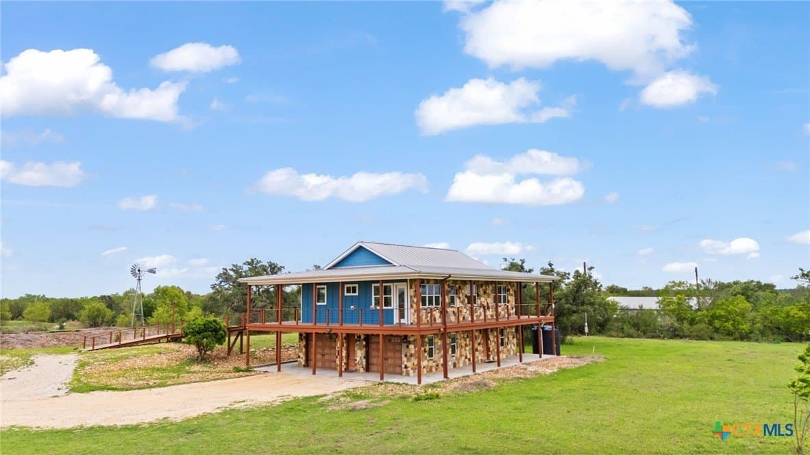 16.43 acres in Guadalupe County