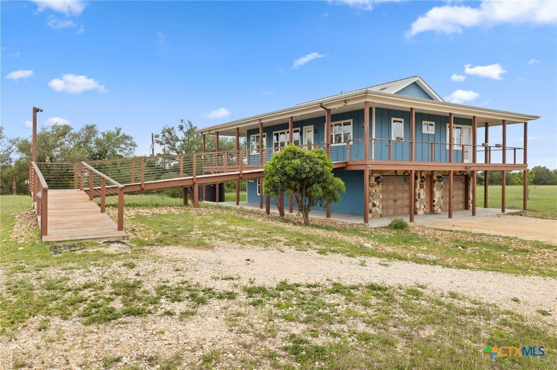 16.43 acres in Guadalupe County gallery image 3