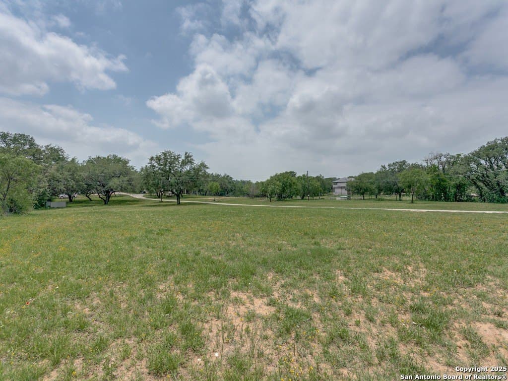 13.74 acres in Bexar County gallery image 4