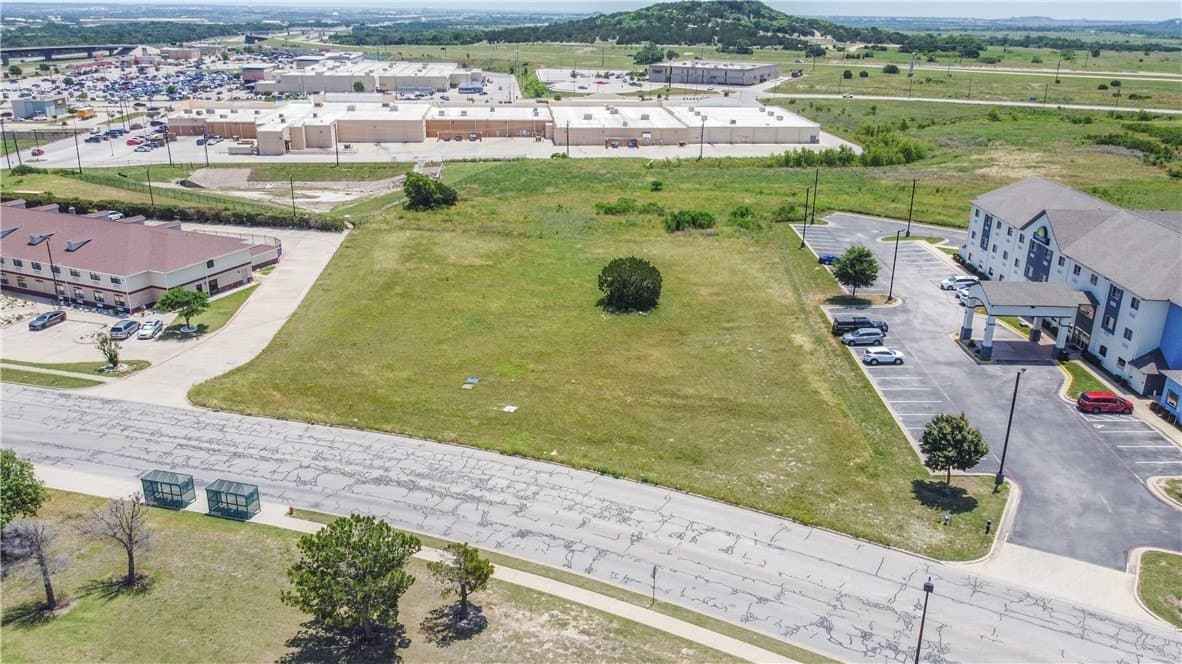 2.44 acres in Coryell County gallery image 4
