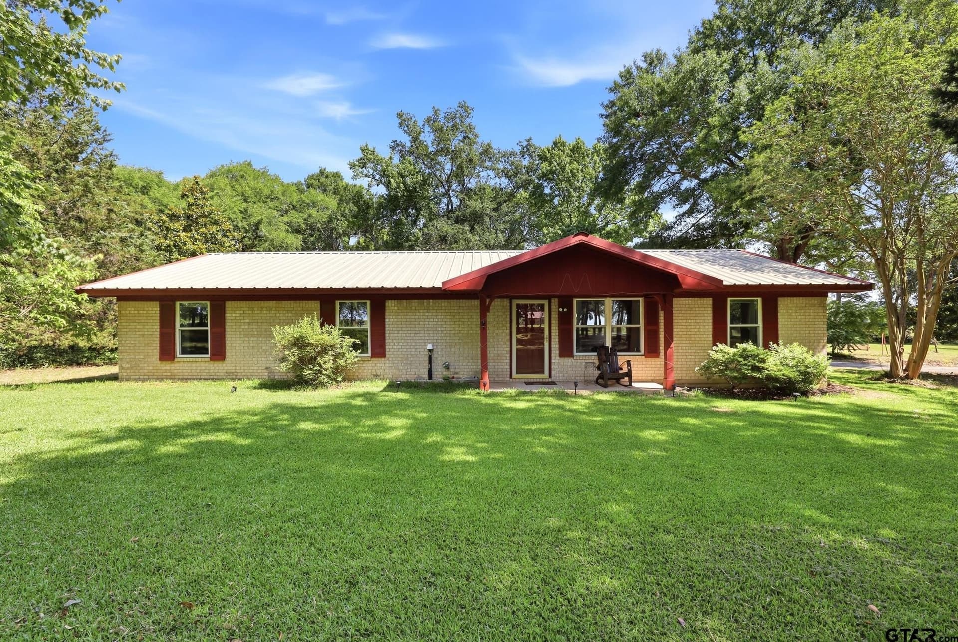 10.2 acres in Smith County gallery image 2