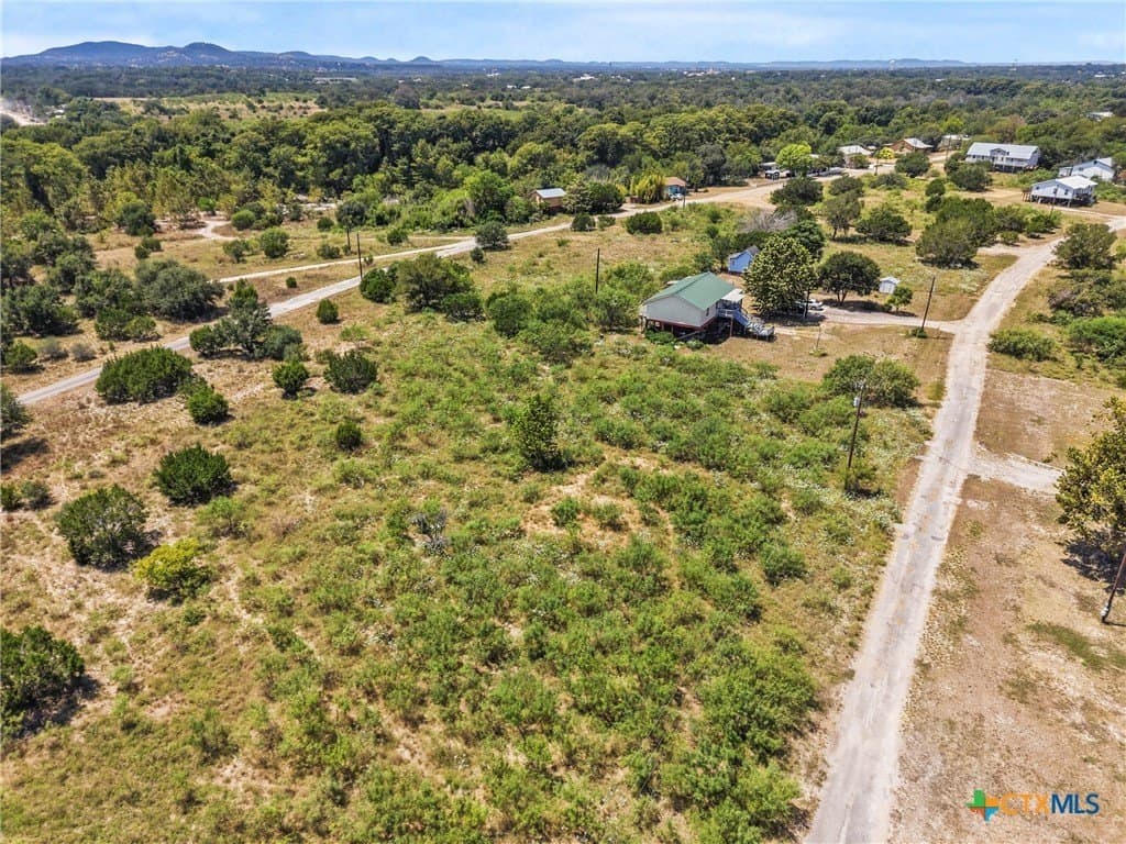0.23 acres in Bandera County - photo 2