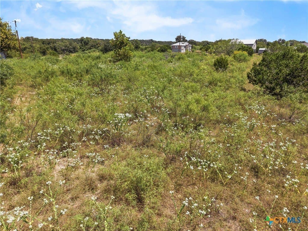 0.23 acres in Bandera County - photo 17
