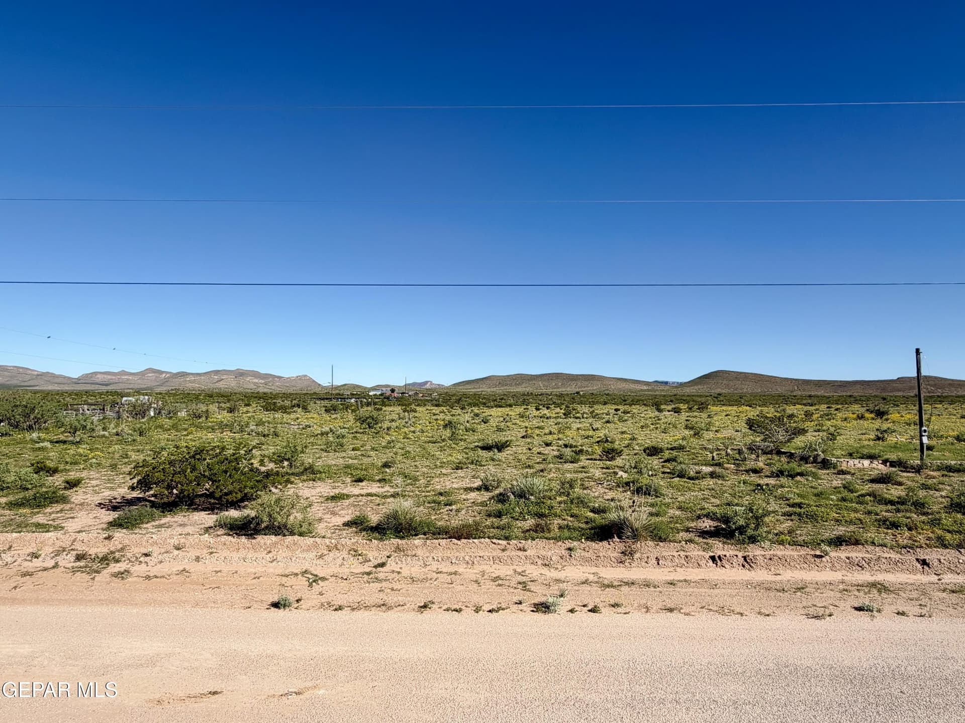 5 acres in El Paso County