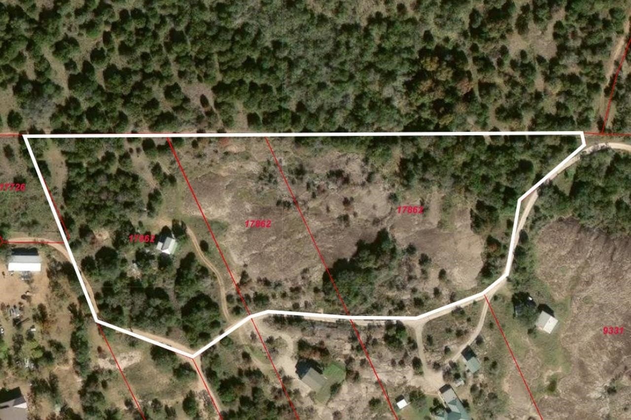 10.22 acres in Llano County gallery image 3