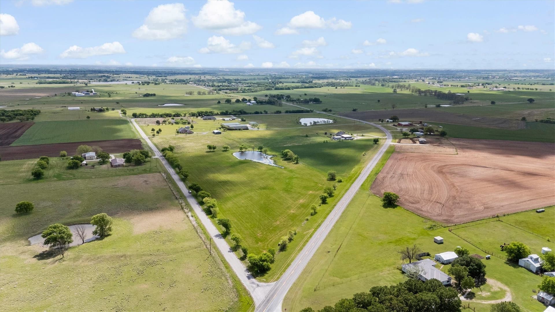 3.95 acres in Cooke County - photo 6