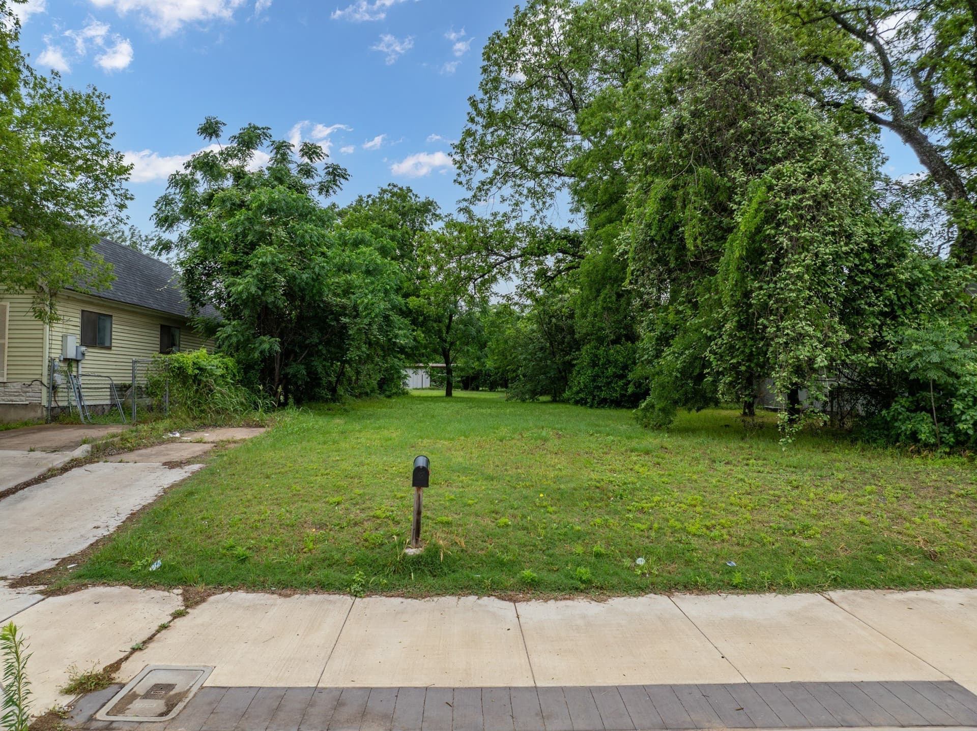 0.17 acres in McLennan County gallery image 2