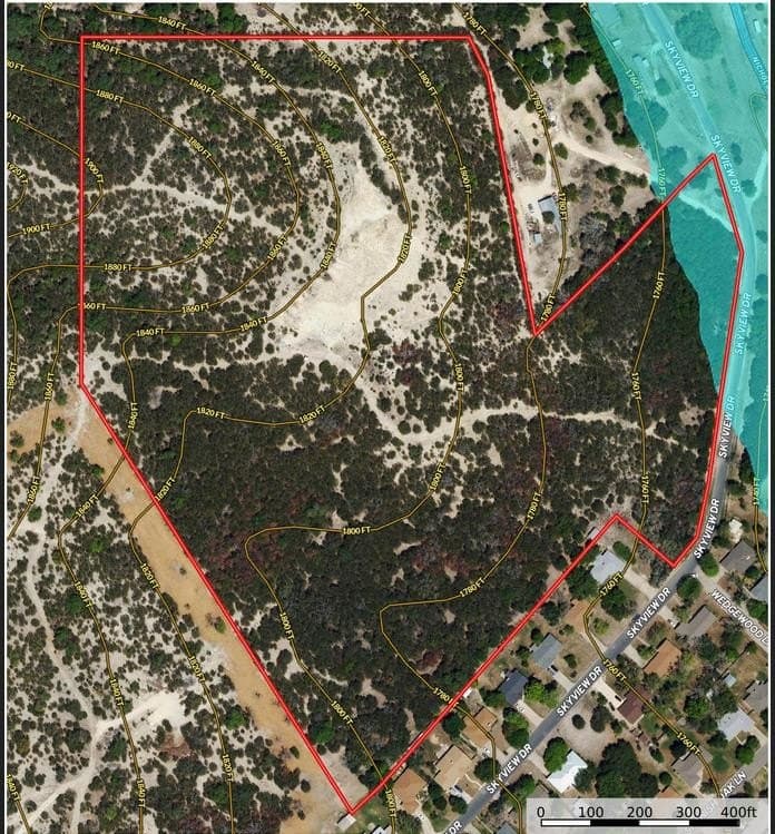 30.38 acres in Kerr County