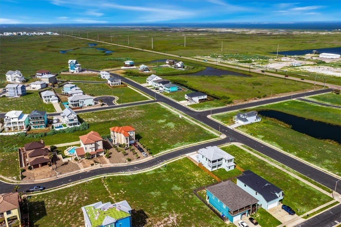 0.12 acres in Nueces County - photo 13