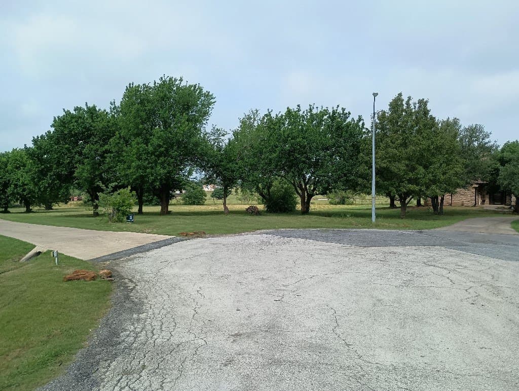 1.3 acres in Cooke County