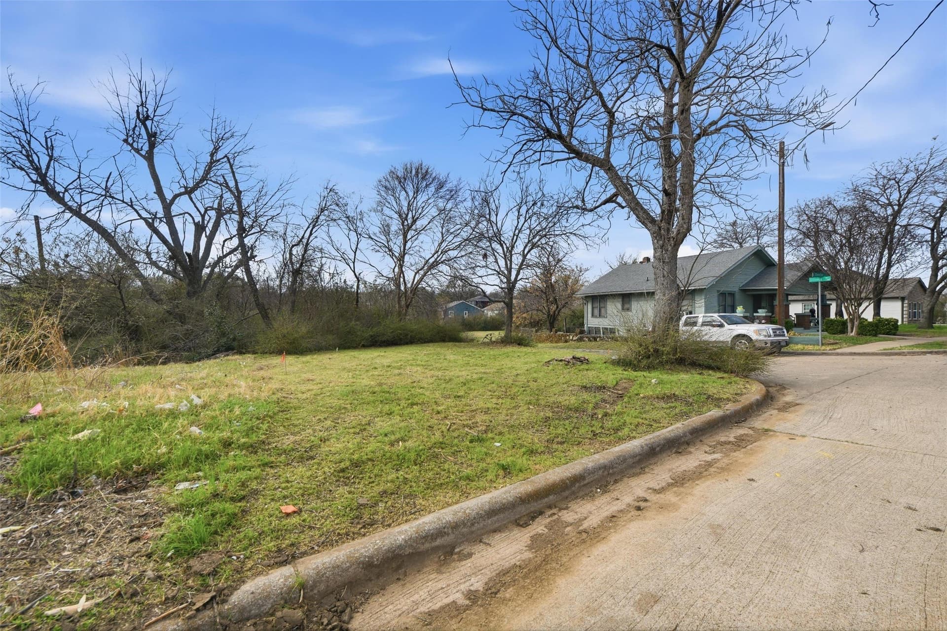 0.05 acres in Tarrant County - photo 5