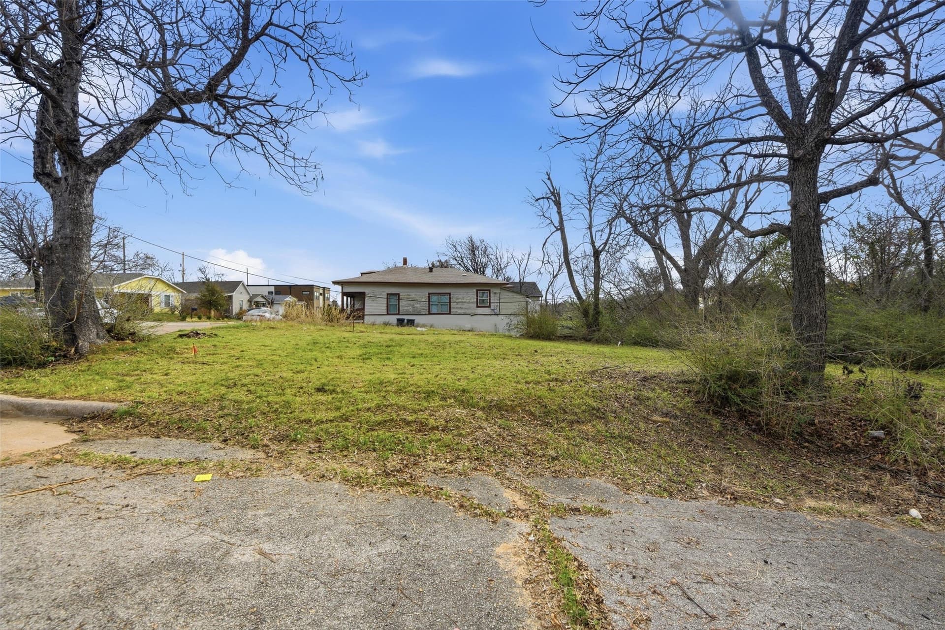 0.05 acres in Tarrant County - photo 12