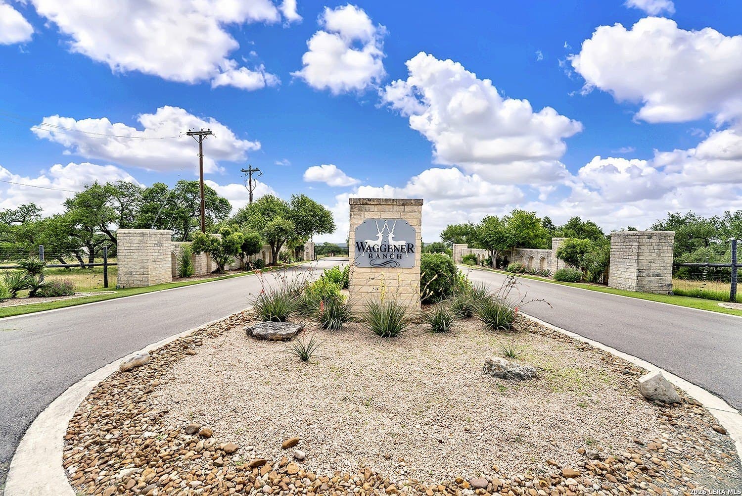 5 acres in Comal County - photo 13