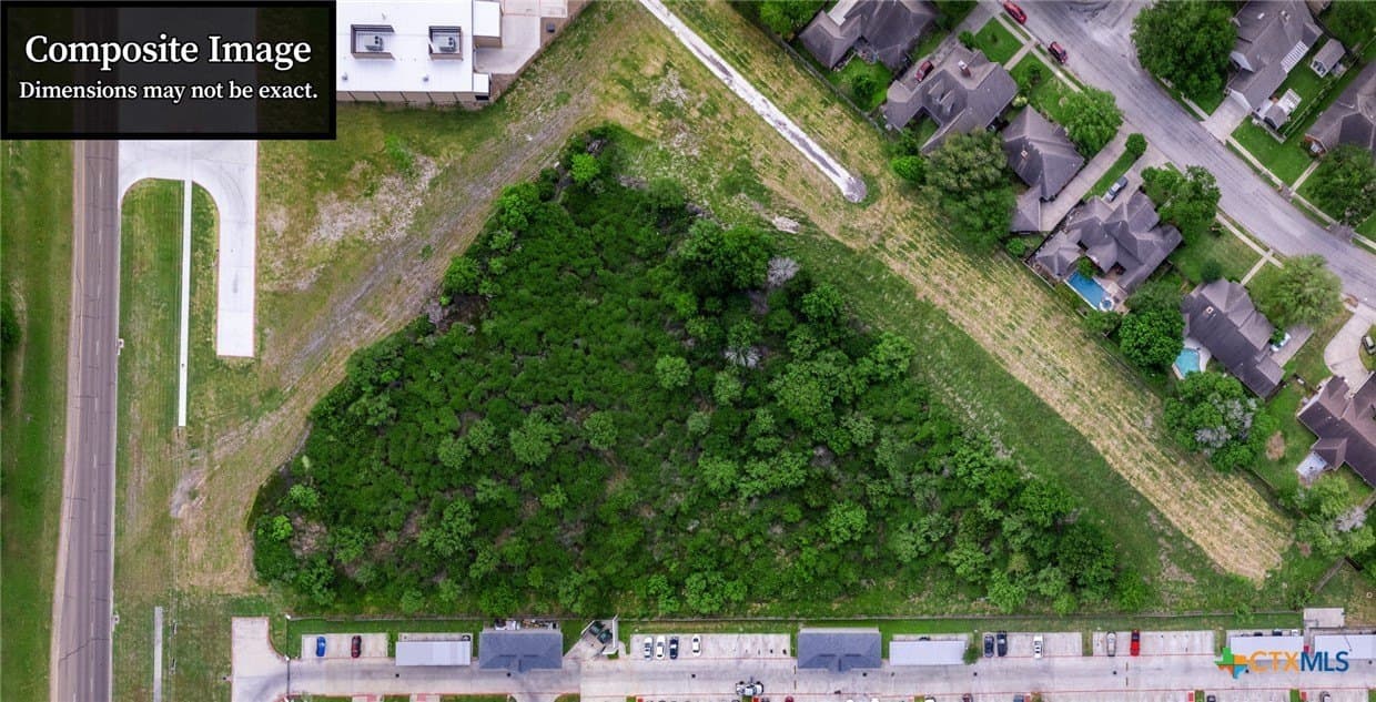 5.56 acres in Victoria County - photo 4