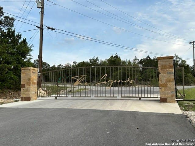 1.42 acres in Comal County - photo 5