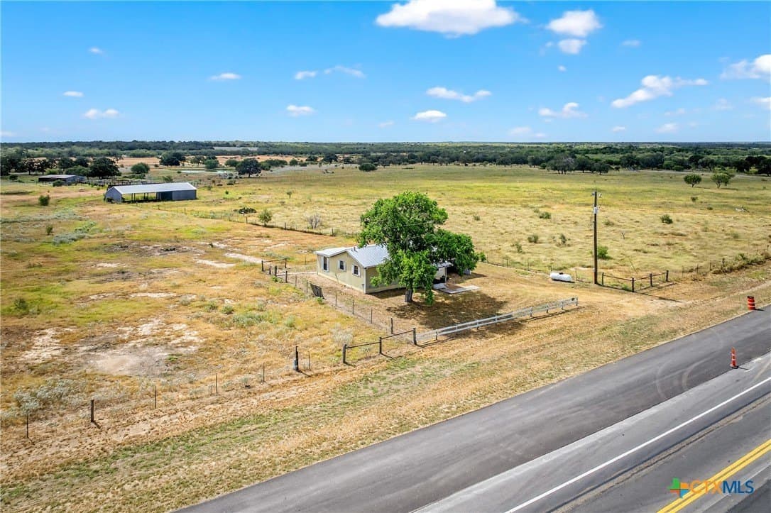 82.49 acres in Gonzales County - photo 10