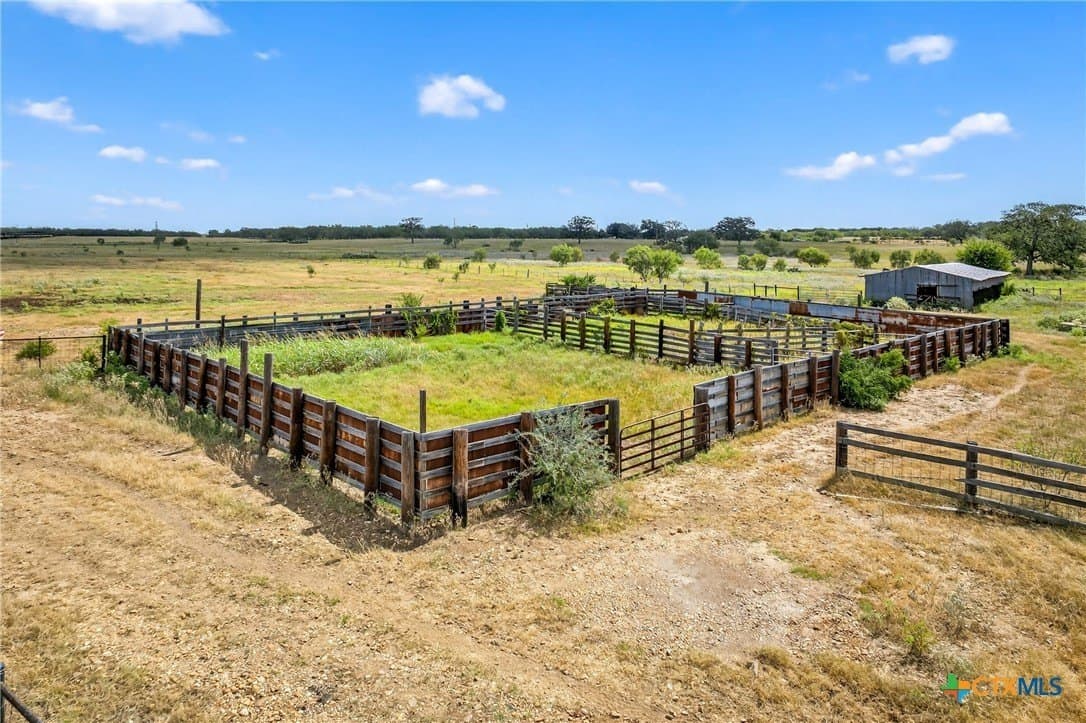 82.49 acres in Gonzales County - photo 6