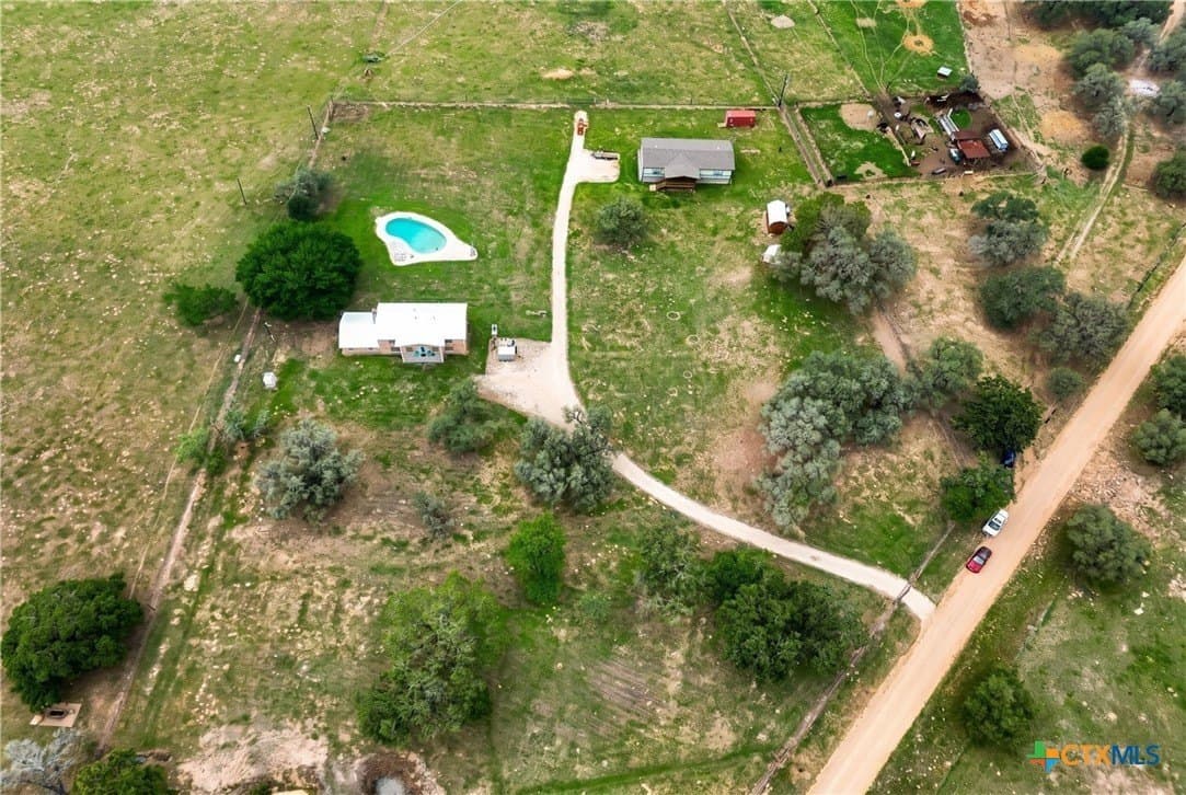 15 acres in Lavaca County - photo 32