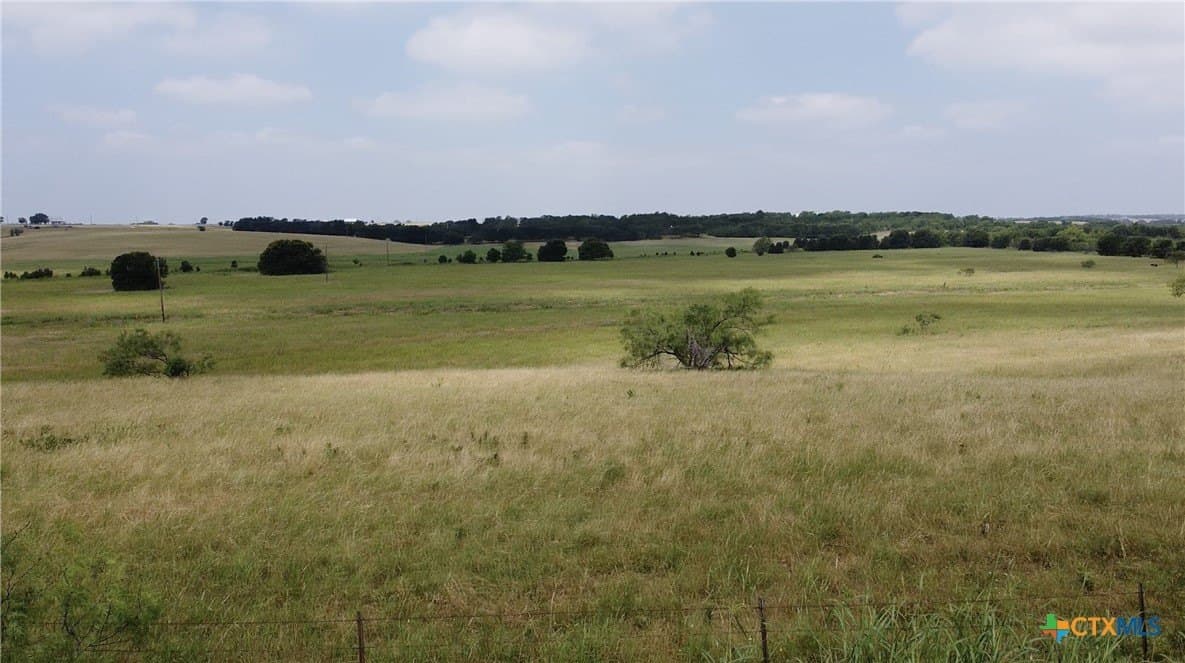 30 acres in Milam County