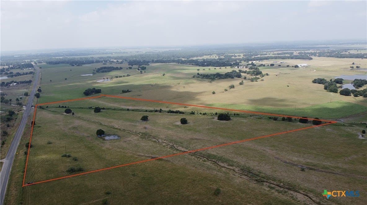 30 acres in Milam County - photo 6