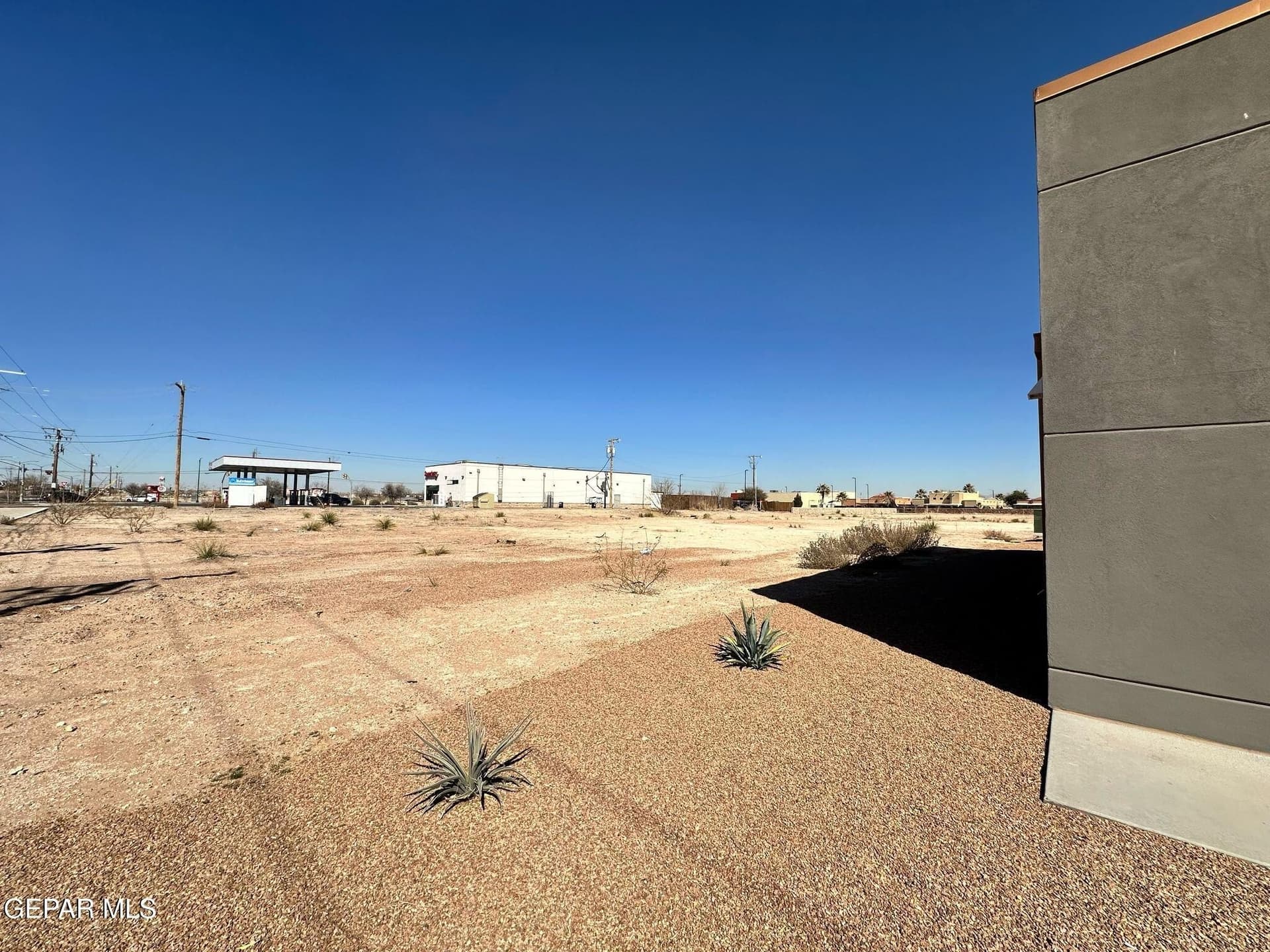 0.73 acres in El Paso County gallery image 3